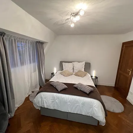 ホームステイ Le Joyau De Balmoral